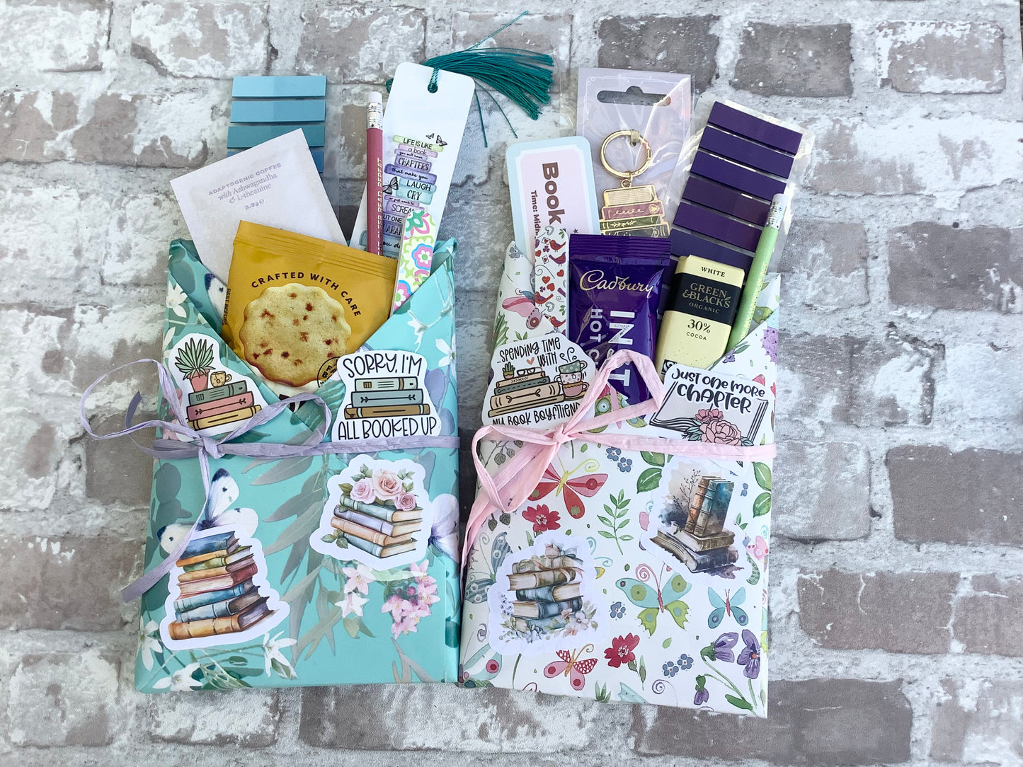 Blind Date with a Book - Surprise Wrapped Booktok